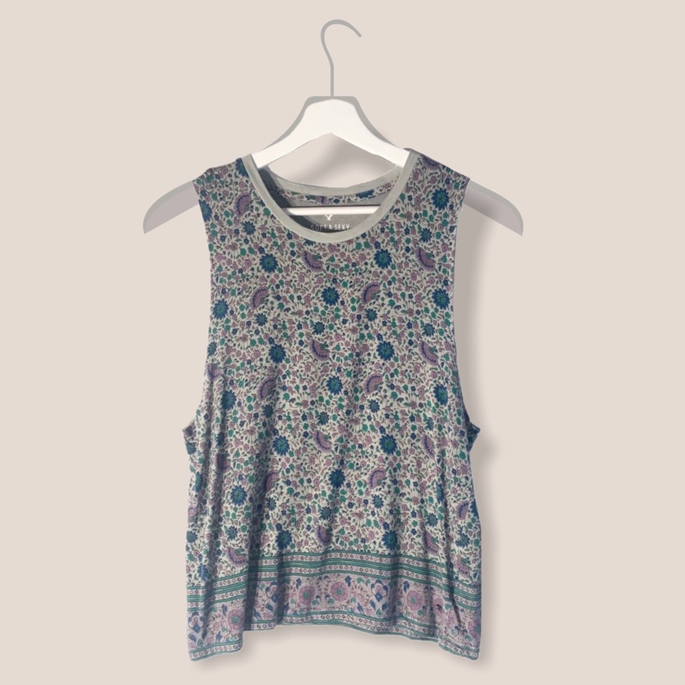 American Eagle Floral Soft & Sexy Tank Size: Small